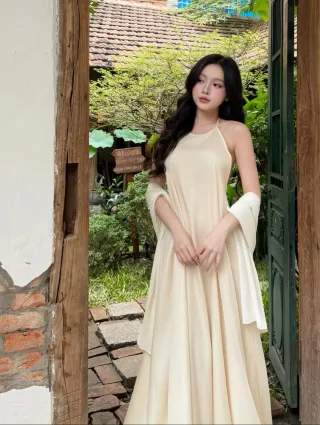 Ảnh 2 của Đầm maxi lụa kem hai dây nữ