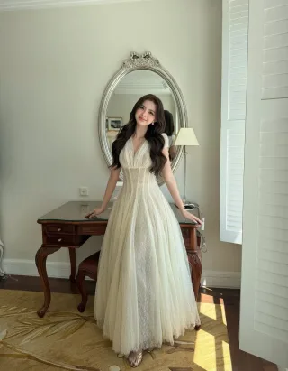 Photo 2 of Váy maxi ren vintage màu kem nữ
