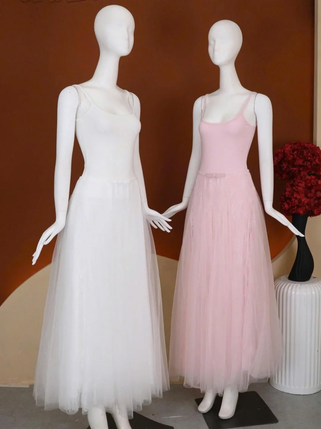 Ảnh 5 của Set áo hai dây váy voan hồng pastel nữ
