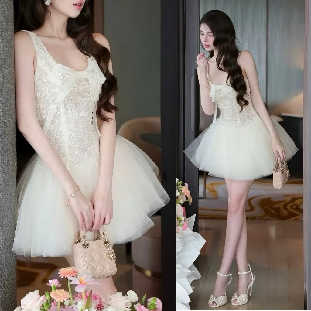 Photo 1 of Đầm ren tulle trắng ngắn nữ