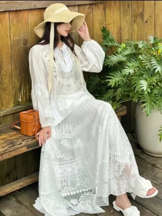 Ảnh 1 của Váy maxi trắng thêu ren boho nữ