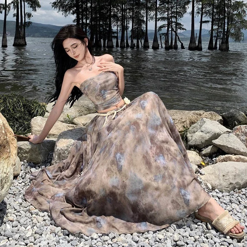 Photo 4 of Set đồ đi biển tie dye bohemian nữ