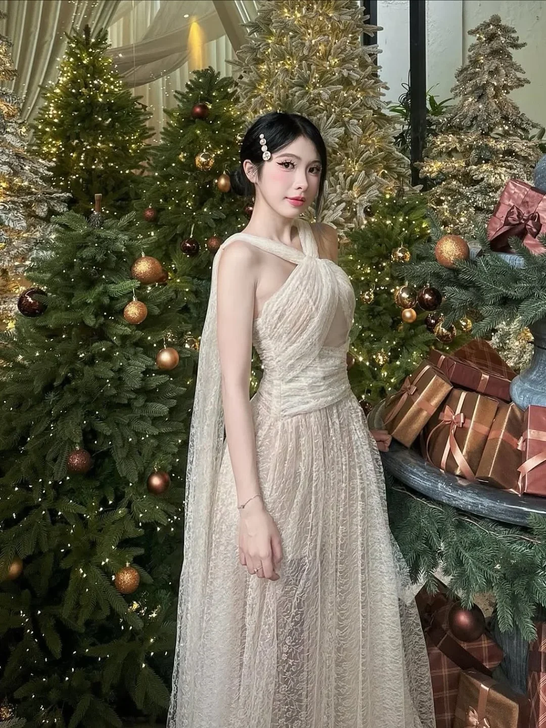 Ảnh 8 của Váy maxi ren be size S nữ