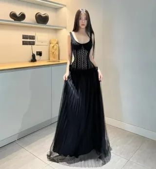 Ảnh 2 của Đầm maxi ren đen quyến rũ nữ