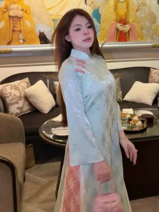 Ảnh 3 của Áo dài lụa xanh mint nữ truyền thống