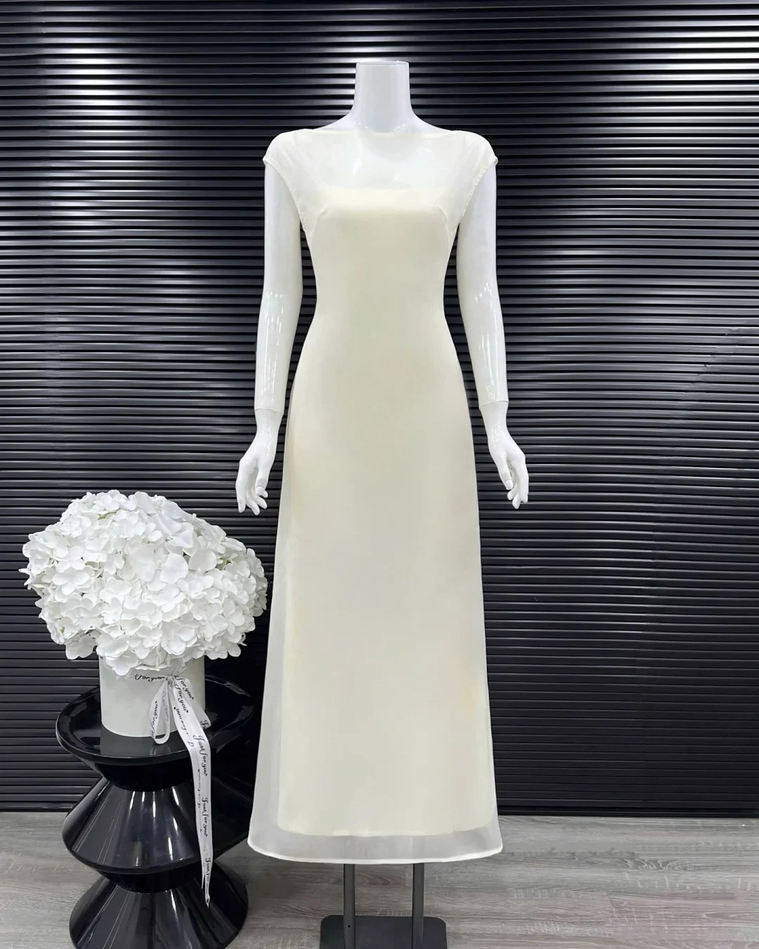 Ảnh 5 của Đầm maxi trắng thanh lịch nữ