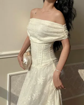 Ảnh 4 của Váy trắng trễ vai corset Goutdejun size S