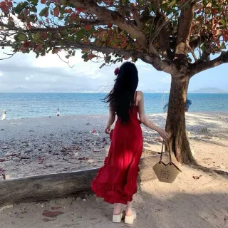 Photo 2 of Váy maxi đỏ ruffle nữ cho thuê