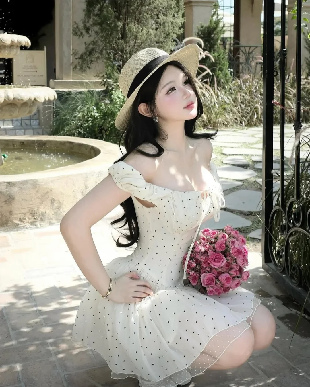 Photo 8 of Đầm ngắn chấm bi trễ vai voan nữ