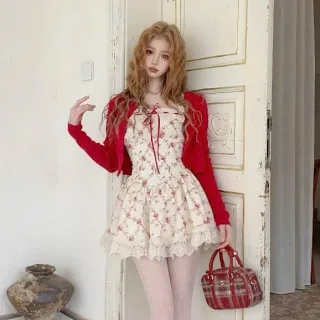 Ảnh 2 của Váy hoa mini ren vintage kem nữ