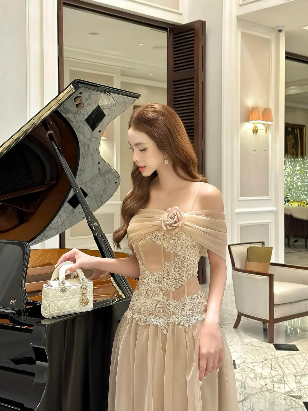 Ảnh 2 của Váy dạ hội voan be trễ vai nữ
