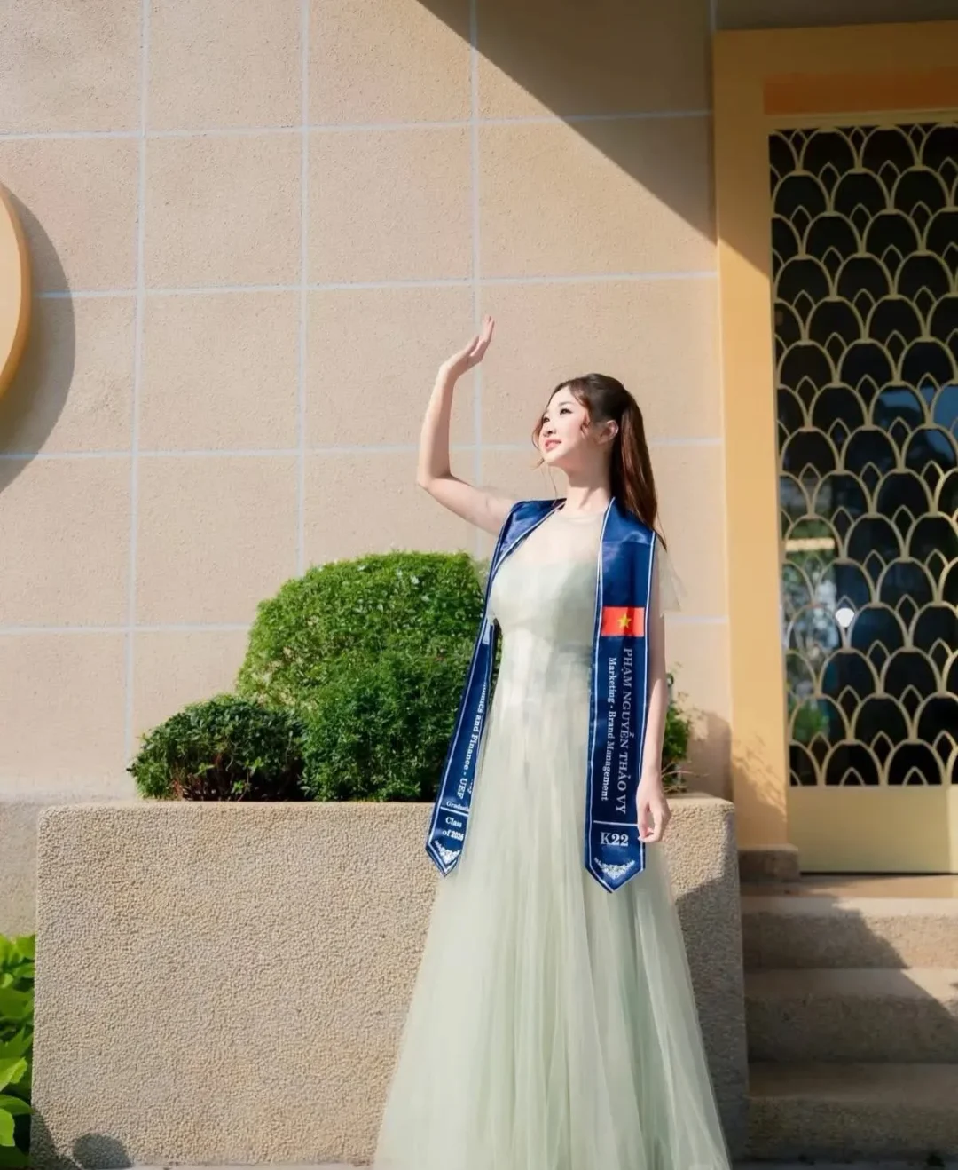 Ảnh 2 của Đầm dạ hội voan xòe xanh nhạt công chúa