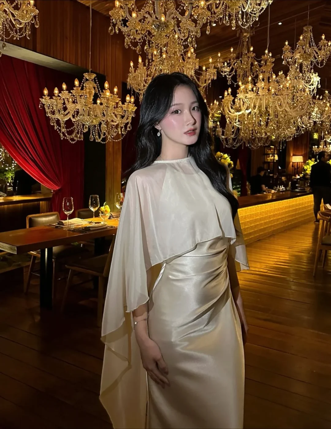 Ảnh 7 của Váy dài satin một vai nữ
