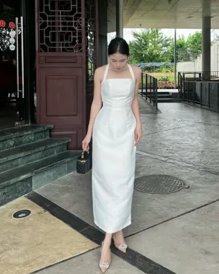 Ảnh 2 của Đầm lụa trắng nơ ngọc trai size S