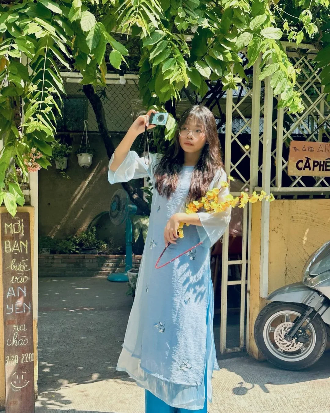 Ảnh 1 của Set voan xanh dương thêu bướm size M