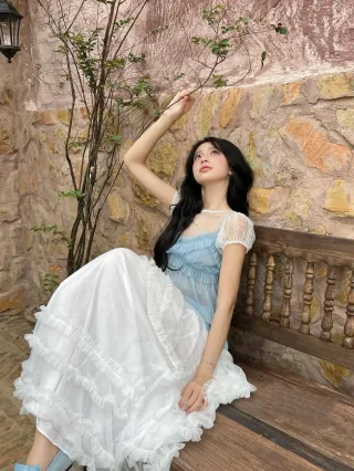 Photo 4 of Váy công chúa xòe bèo xanh nhạt nữ