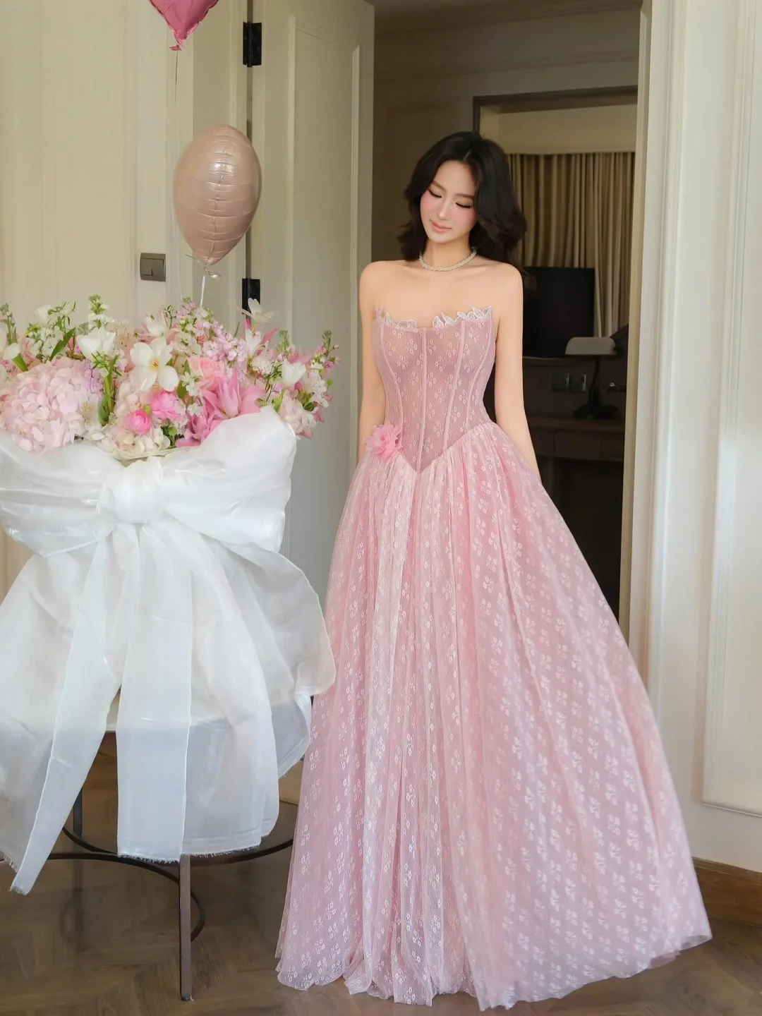 Ảnh 2 của Đầm dạ hội hồng corset Obibi size S