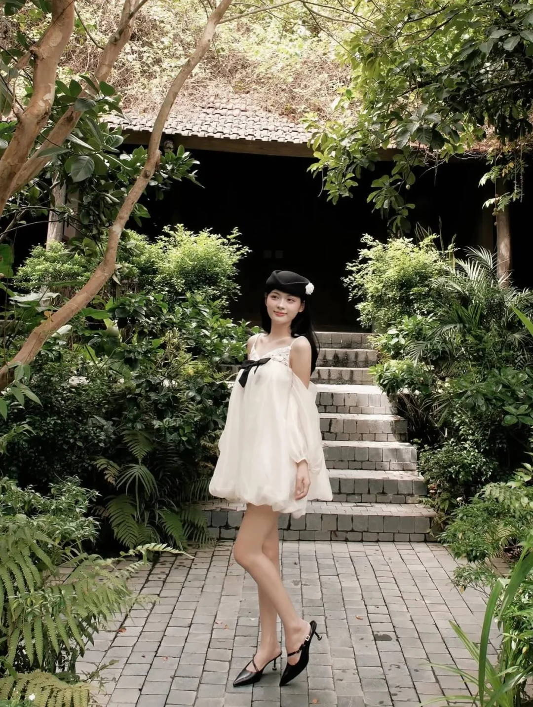 Ảnh 1 của Đầm Babydoll Trắng Ngắn Aguja