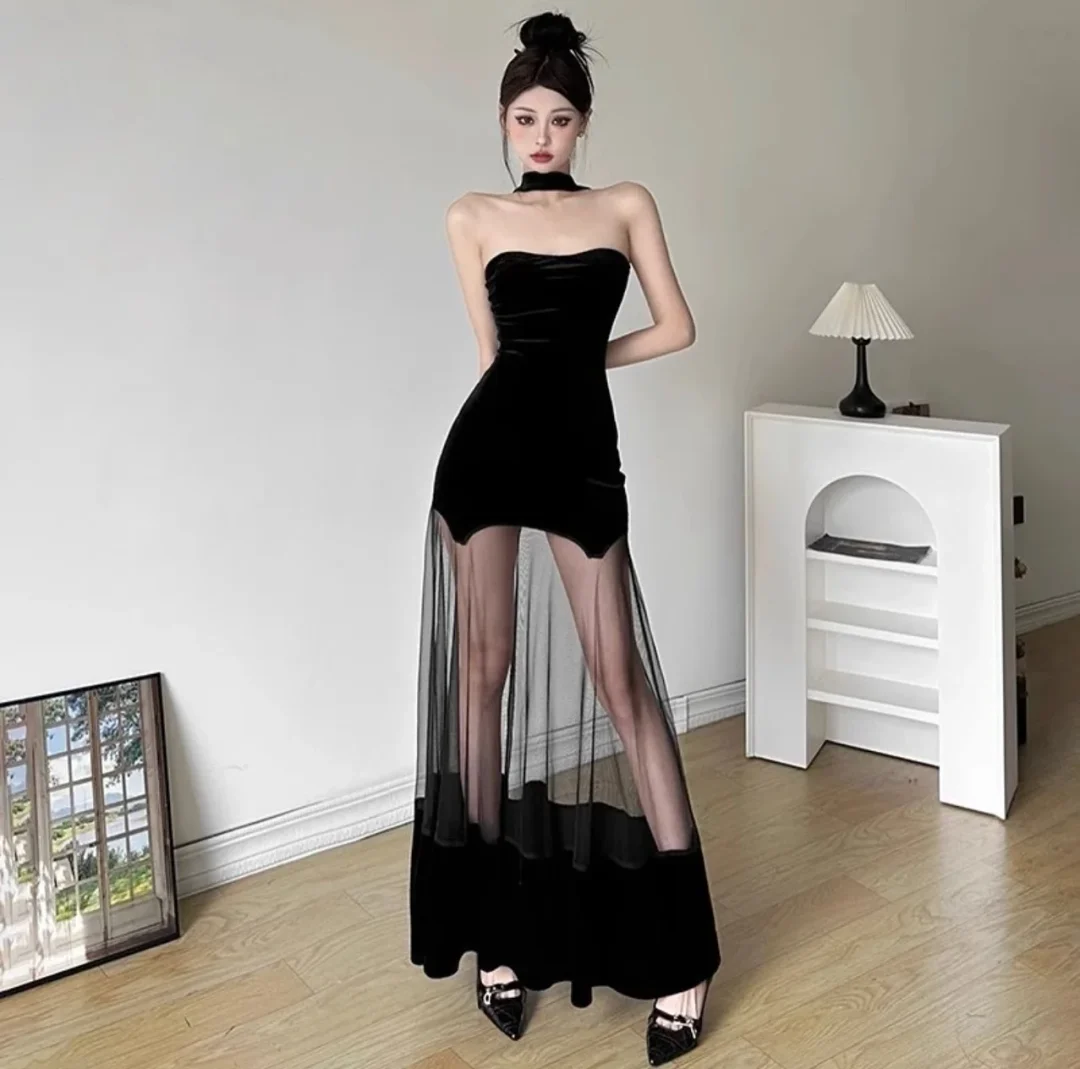 Ảnh 2 của Váy nhung đen cúp ngực đuôi tulle DD20