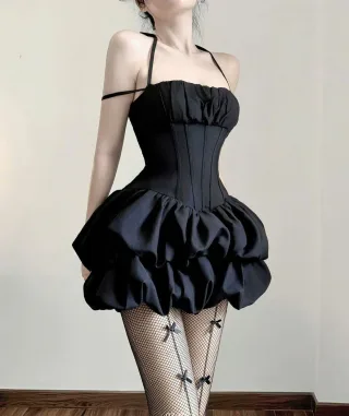 Ảnh 3 của Đầm corset đen bồng bềnh satin nữ