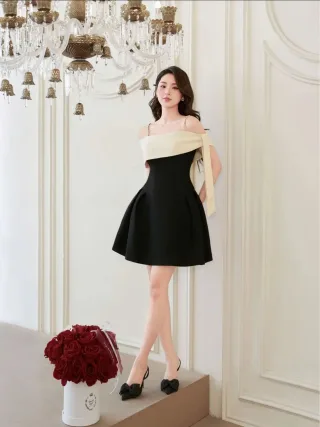 Ảnh 1 của Váy mini trễ vai đen kem nữ
