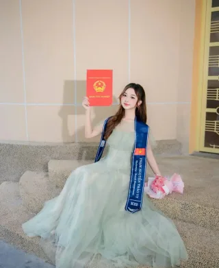 Ảnh 4 của Đầm dạ hội voan xòe xanh nhạt công chúa