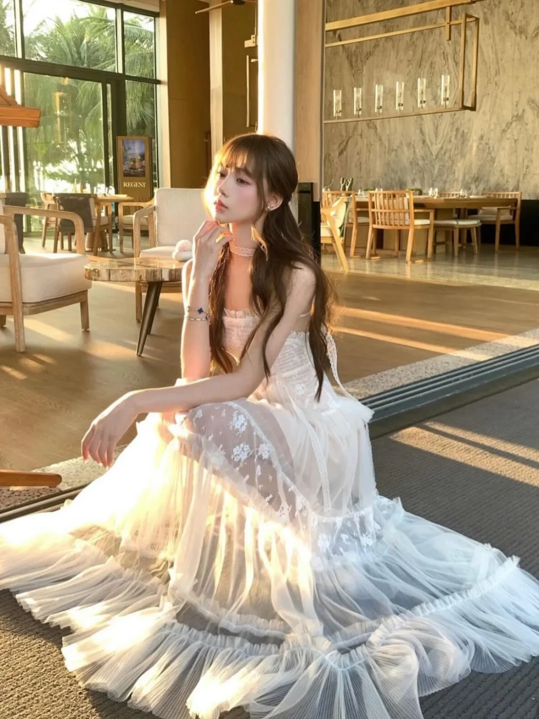 Ảnh 1 của Váy maxi trắng ren nữ Chouchou size S