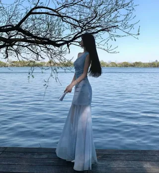 Photo 3 of Váy maxi ombre trễ vai Taobao nữ