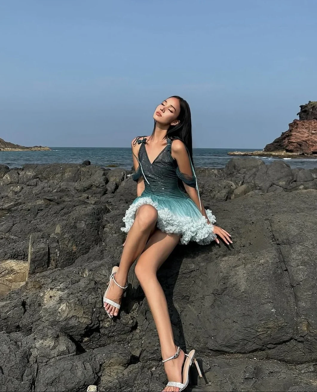 Ảnh 3 của Váy tutu lấp lánh xanh gradient size S