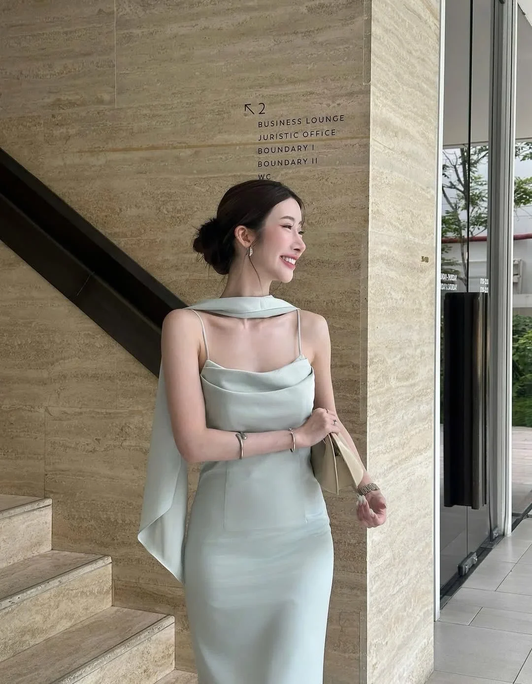 Ảnh 5 của Váy dạ hội lụa xanh mint maxi nữ