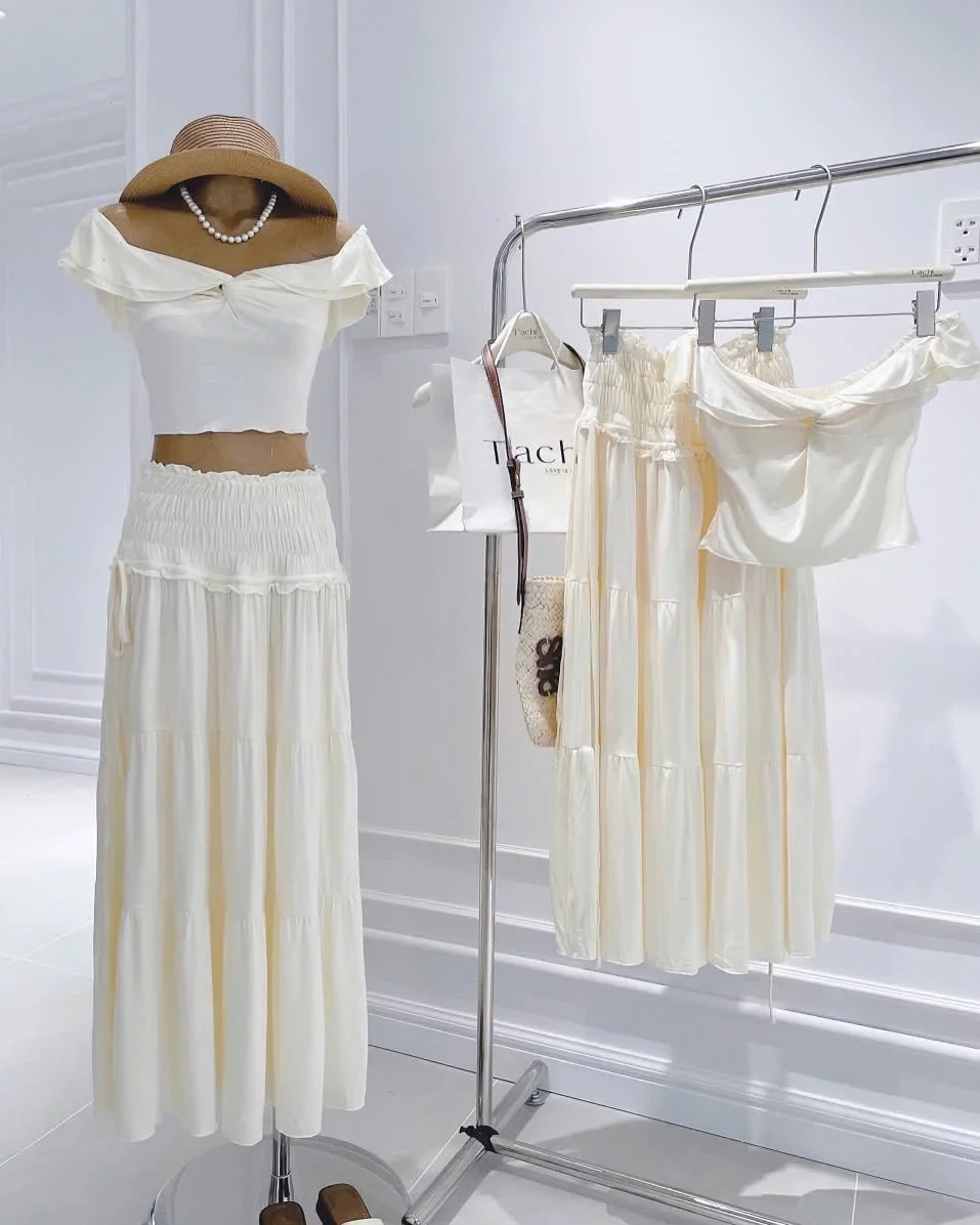 Ảnh 5 của Set croptop trễ vai váy maxi vàng boho nữ