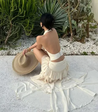 Photo 4 of Set váy trắng hai mảnh lụa Taobao nữ