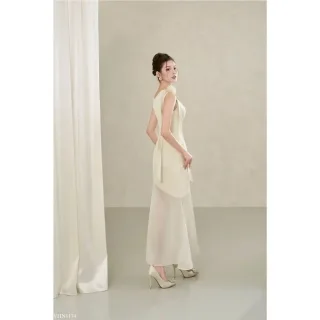 Photo 3 of Đầm maxi một vai kem hottrend nữ