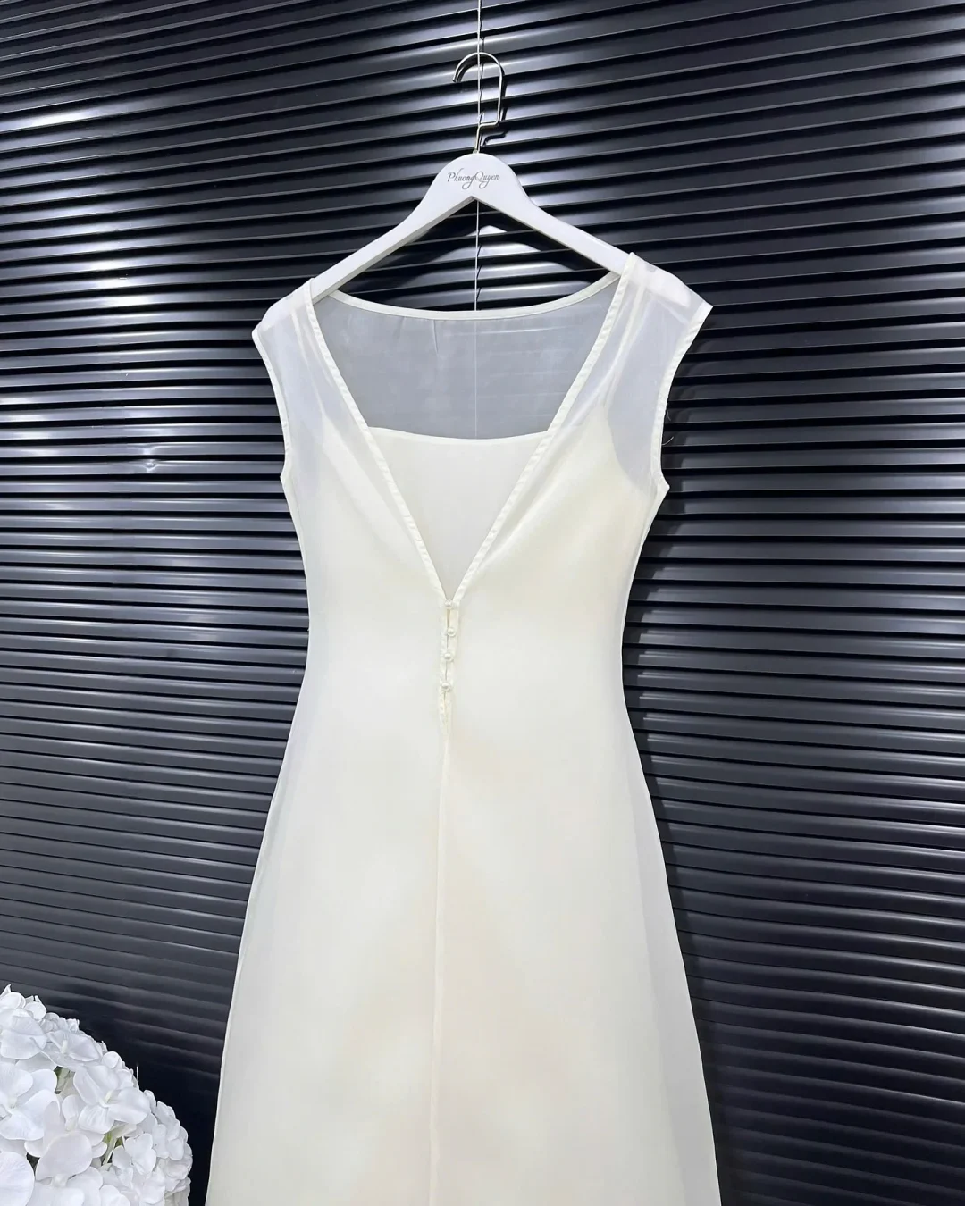 Ảnh 6 của Đầm maxi trắng thanh lịch nữ