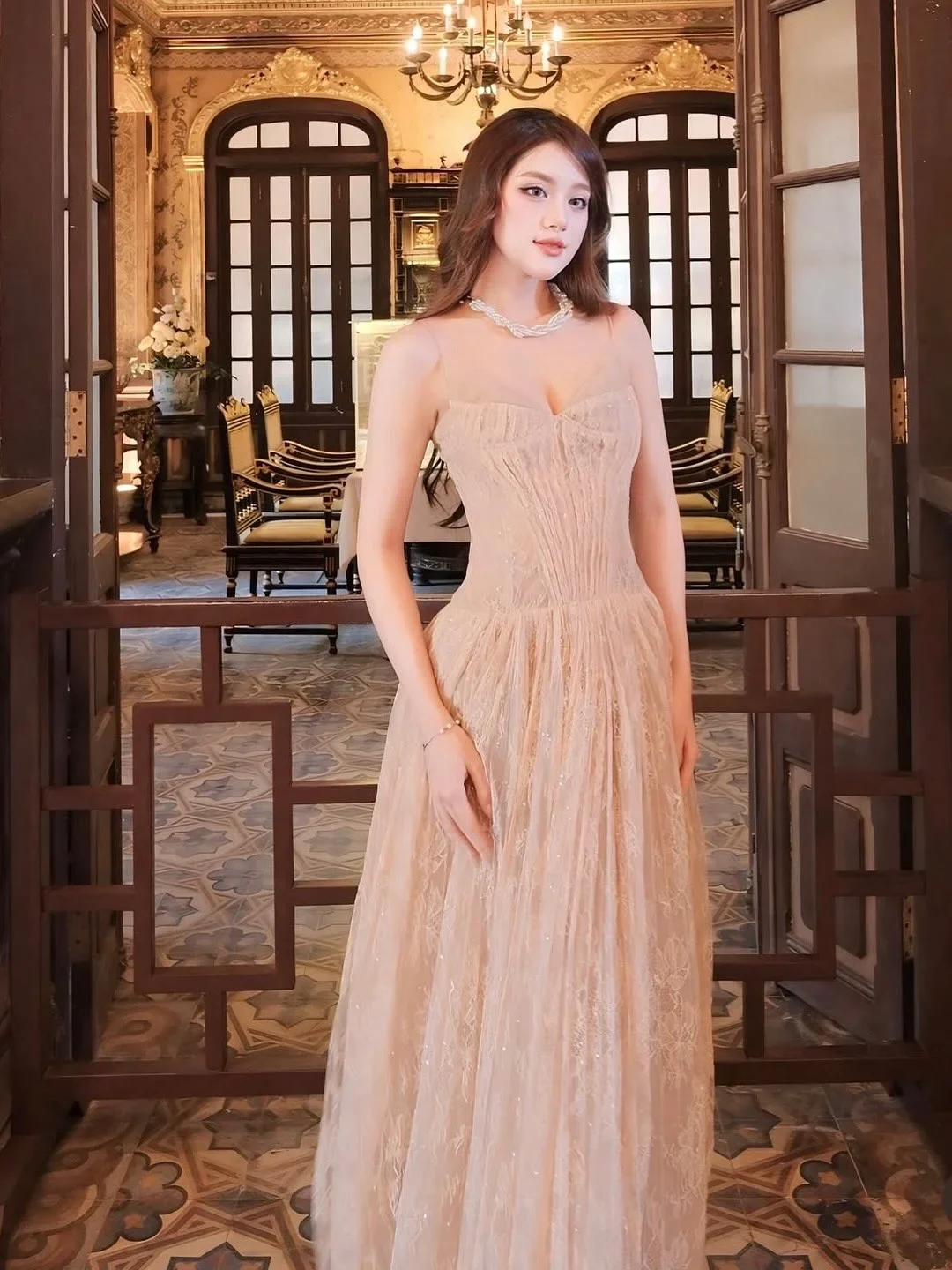Ảnh 5 của Váy dạ hội ren be size M