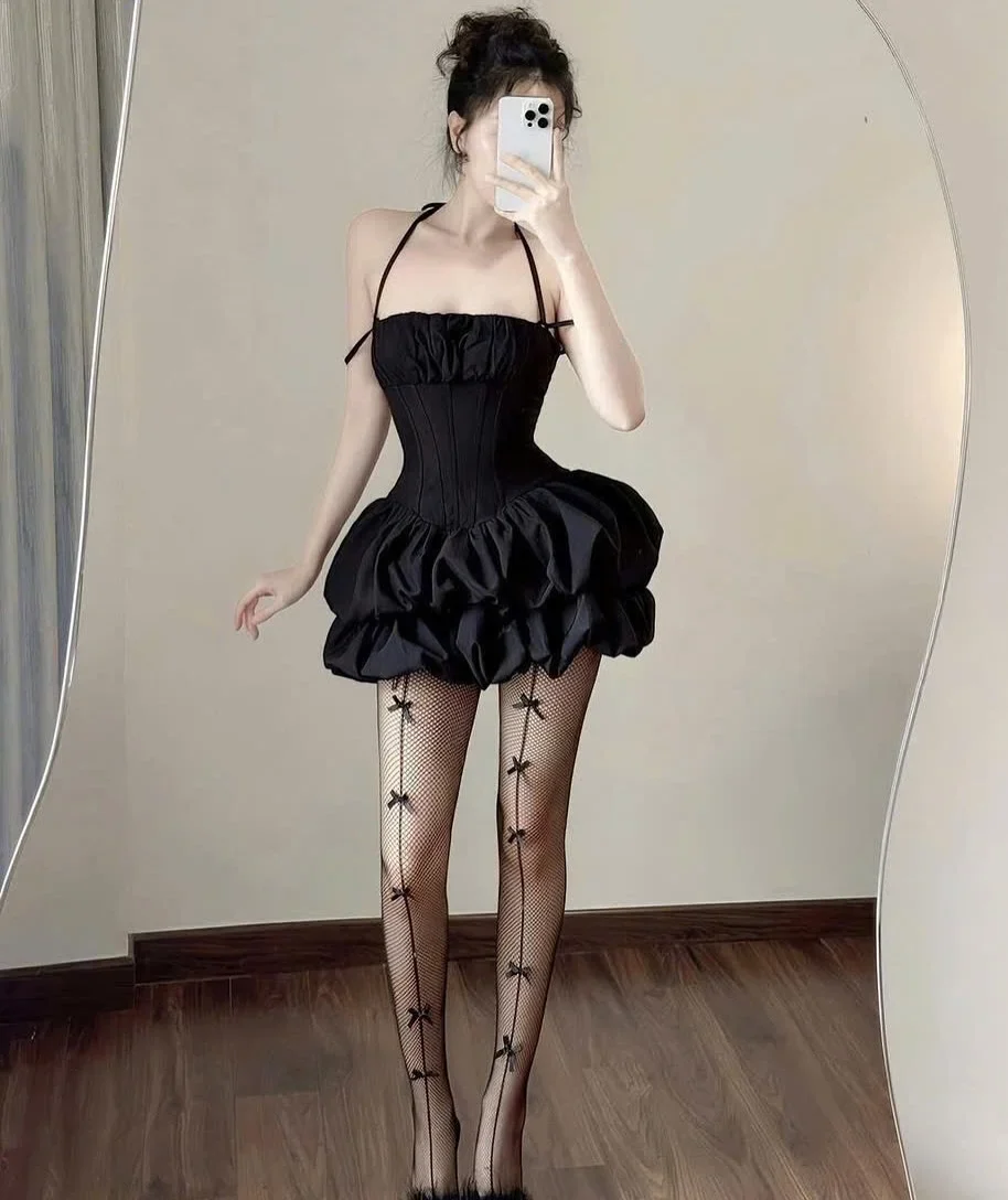 Ảnh 2 của Đầm corset đen bồng bềnh satin nữ