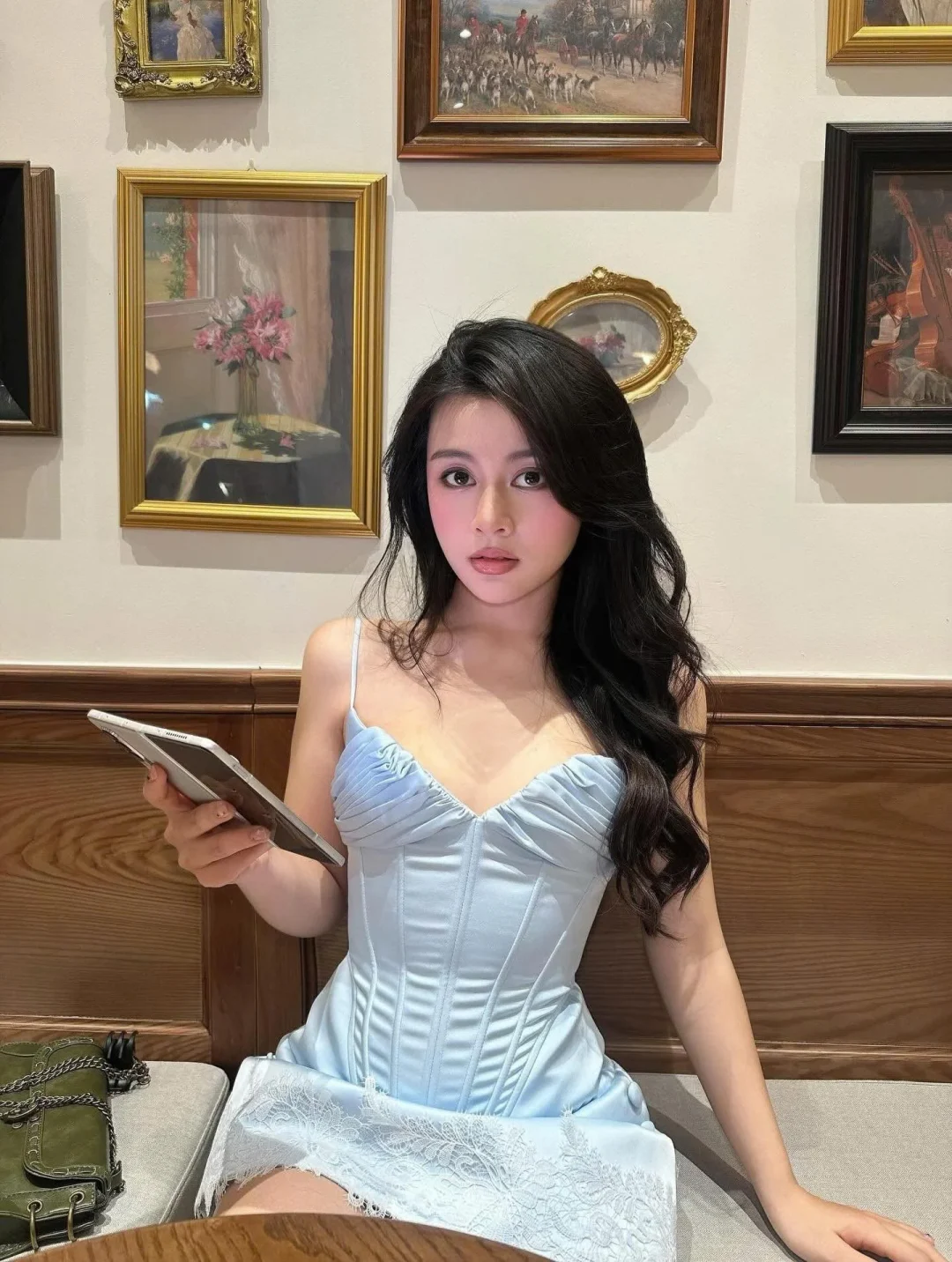 Ảnh 3 của Đầm corset mini ren xanh nhạt nữ