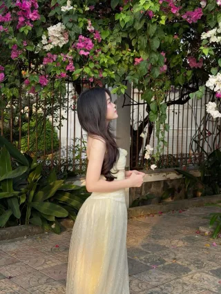 Photo 3 of Đầm dạ hội voan vàng nhạt Ameliee size M