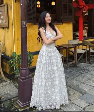 Photo 1 of Váy ren hoa trắng dài nữ S/M