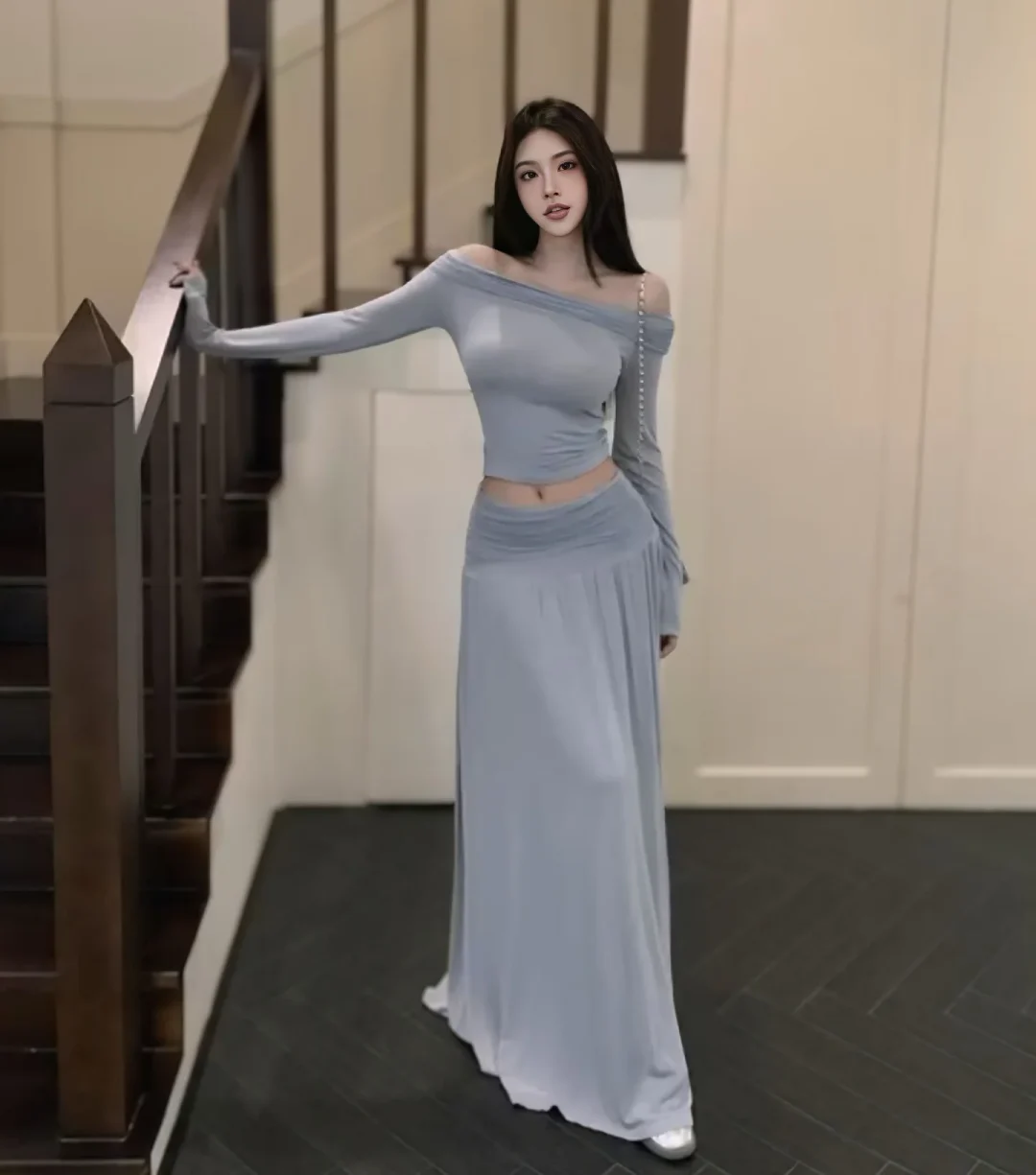 Ảnh 1 của Set áo crop trễ vai chân váy xám nữ
