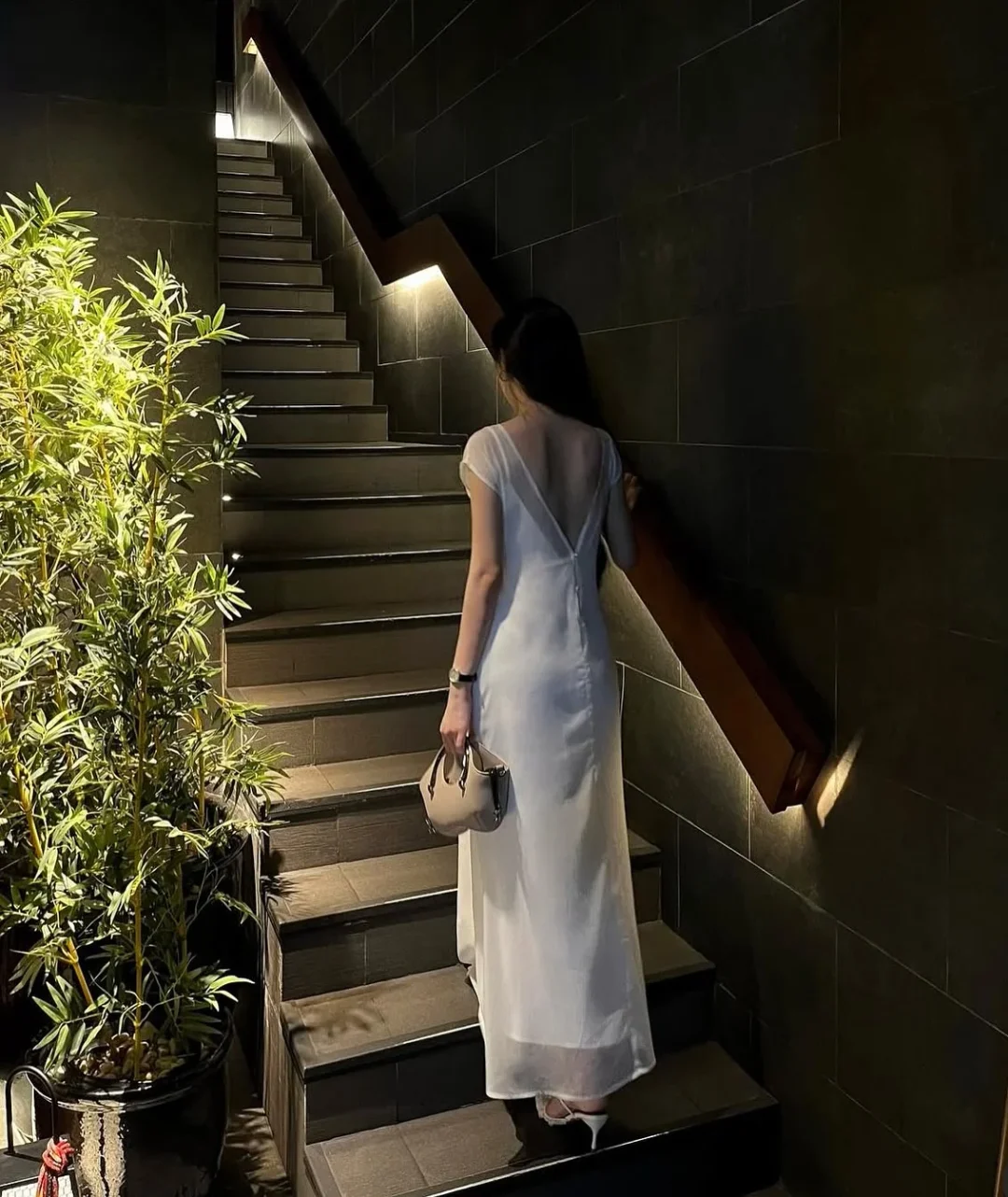 Photo 2 of Váy maxi trắng voan nữ thanh lịch