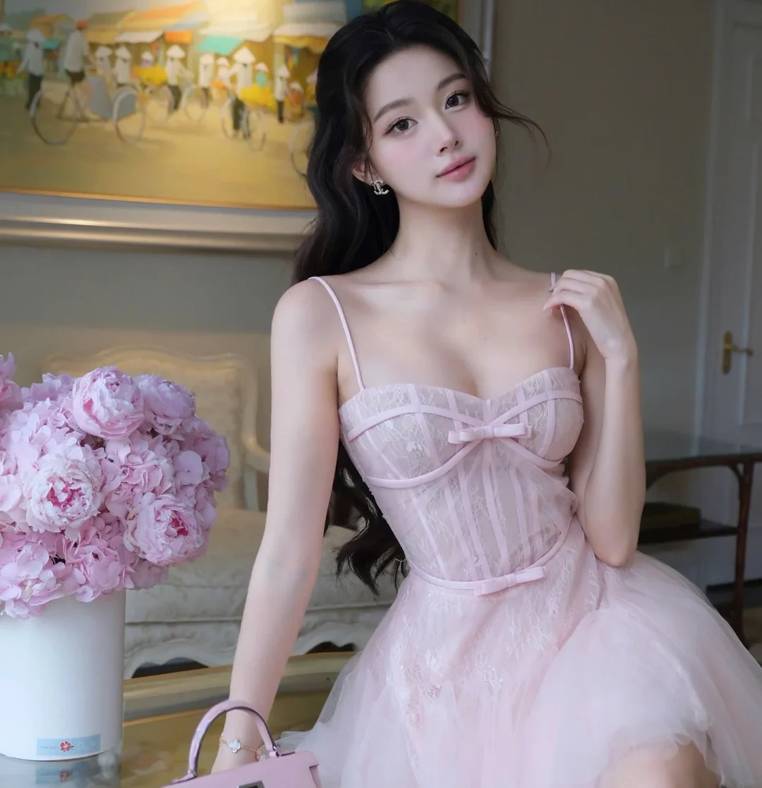 Photo 3 of Váy ren hồng pastel công chúa size S