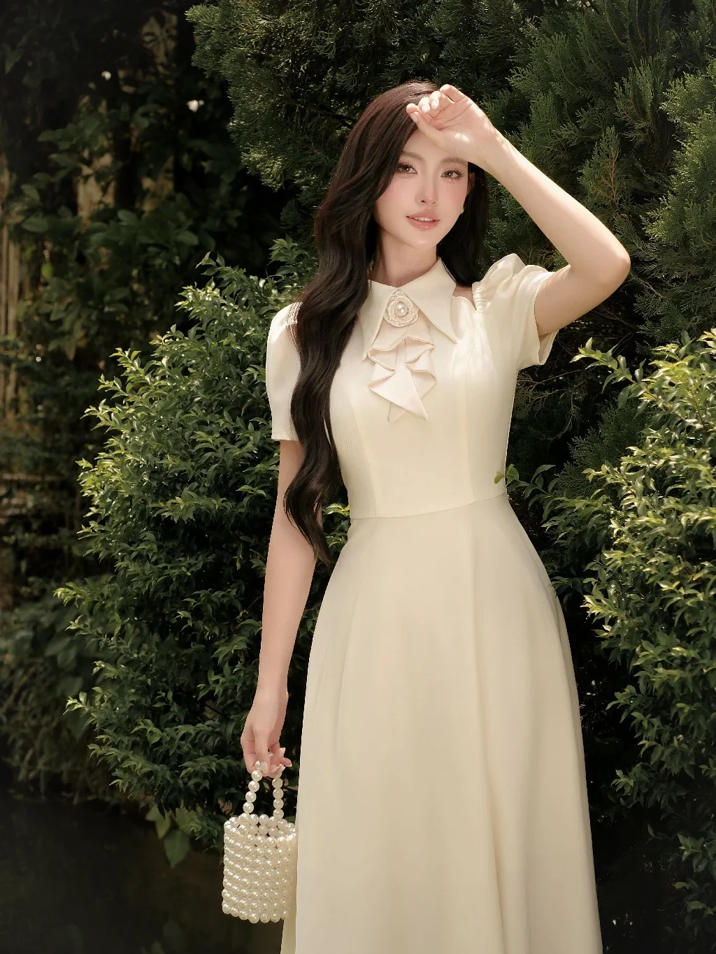 Photo 2 of Váy maxi lụa kem tay phồng nữ
