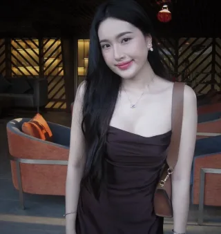 Photo 4 of Đầm maxi satin nâu tây size S