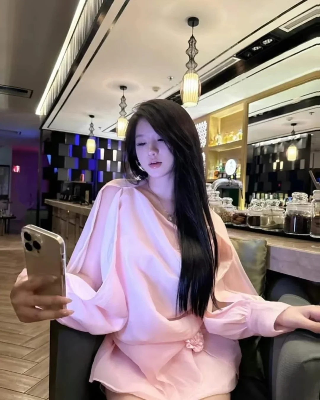 Photo 1 of Set maxi hồng lụa hottrend nữ