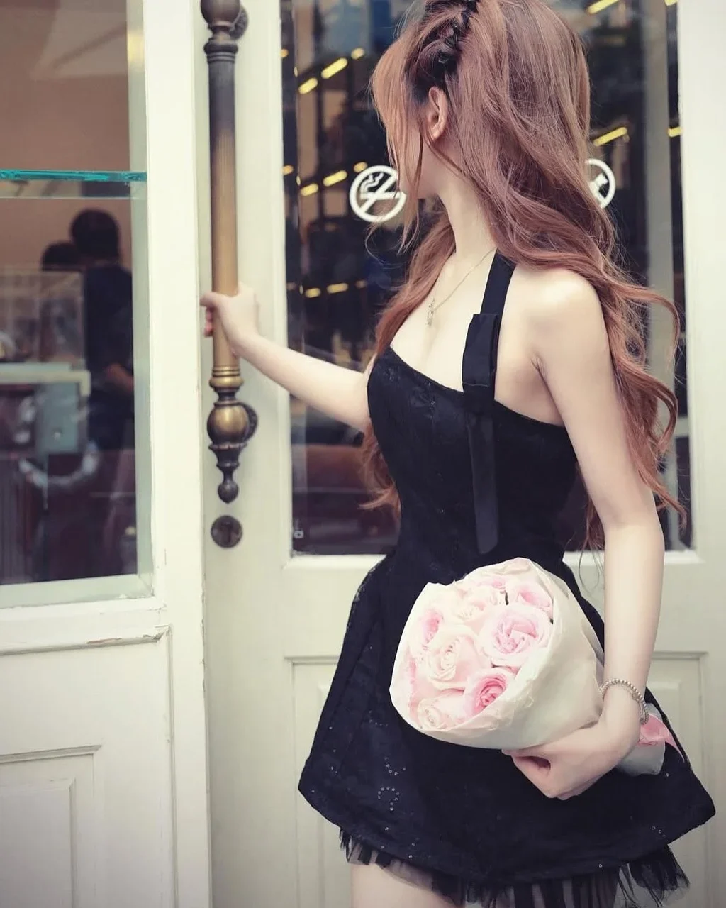 Photo 3 of Váy mini đen lấp lánh nữ DN24