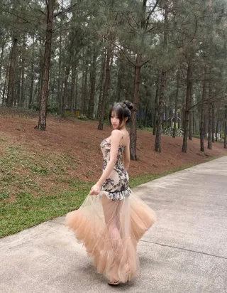 Ảnh 3 của Váy maxi voan thêu hoa hai dây nữ