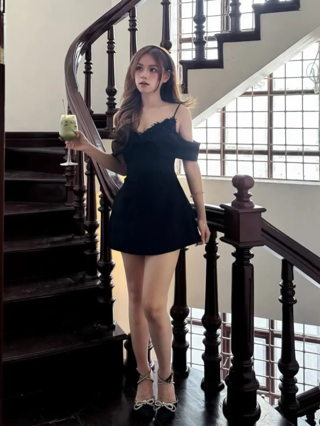 Ảnh 5 của Đầm ngắn đen trễ vai Aguja Studio size S