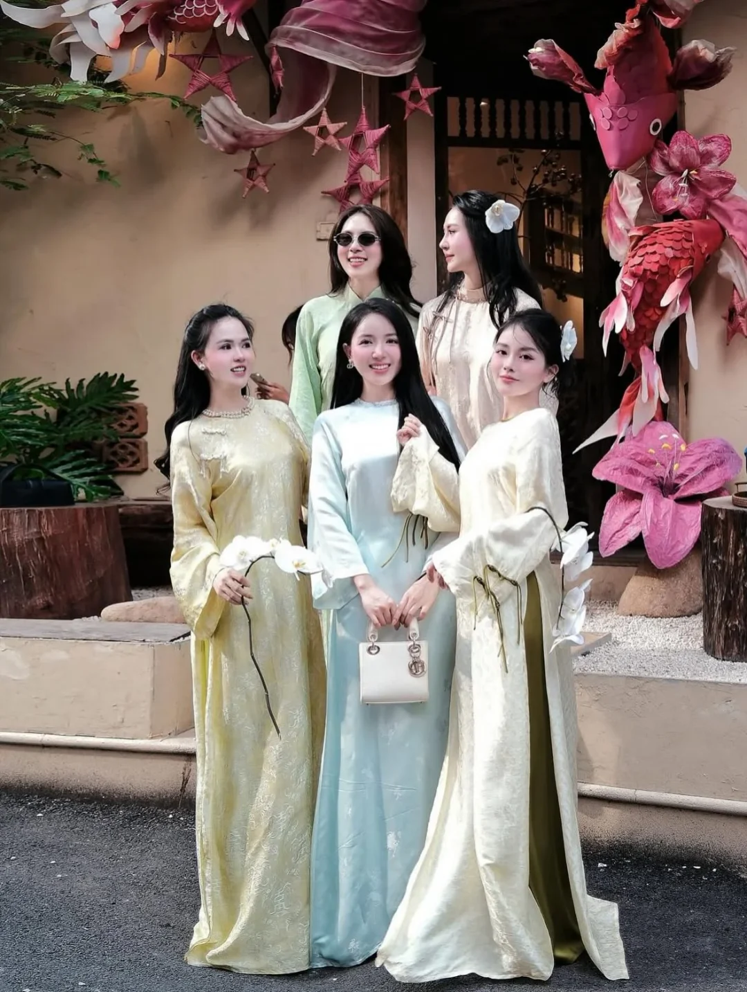 Ảnh 2 của Áo dài lụa nữ truyền thống nhiều màu pastel