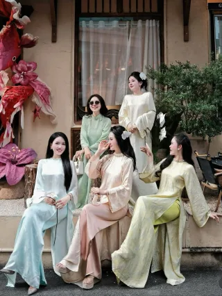 Ảnh 1 của Áo dài lụa nữ truyền thống nhiều màu pastel